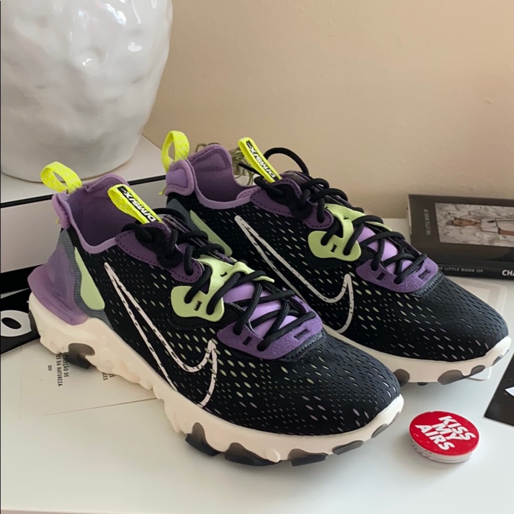 NWT Nike NSW react vision black - Picture 7 of 9